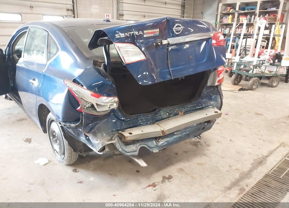 2019 NISSAN SENTRA SV VIN: 3N1AB7AP4KY326138