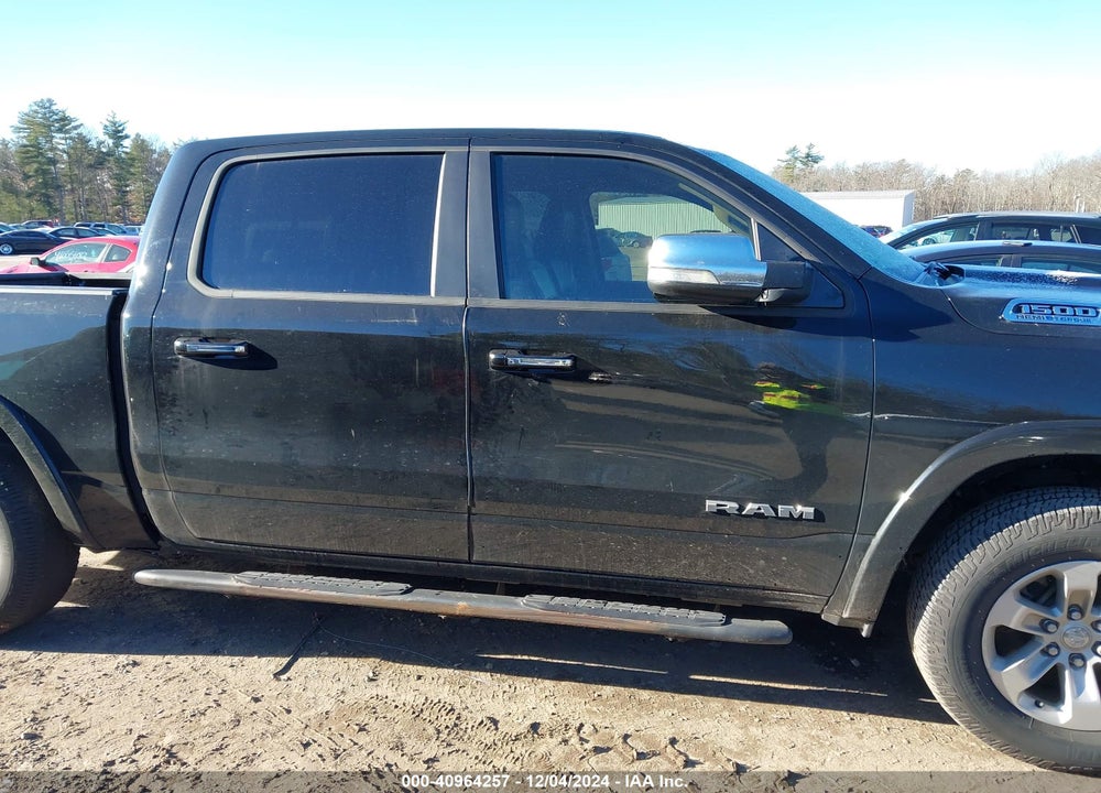 2021 RAM 1500 LAIE  4X4 5'7 BOX VIN: 1C6SRFJT5MN805874