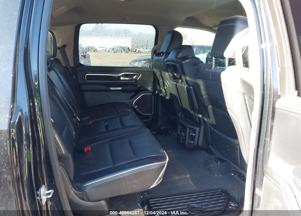 2021 RAM 1500 LAIE  4X4 5'7 BOX VIN: 1C6SRFJT5MN805874