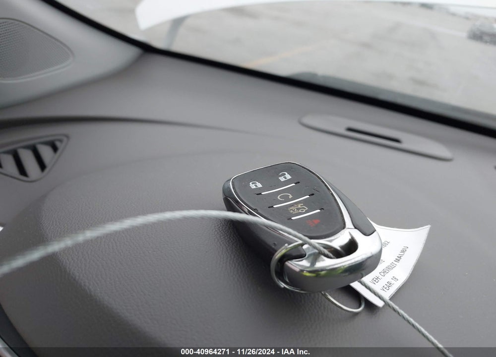 2018 CHEVROLET MALIBU LT VIN: 1G1ZD5ST0JF111882