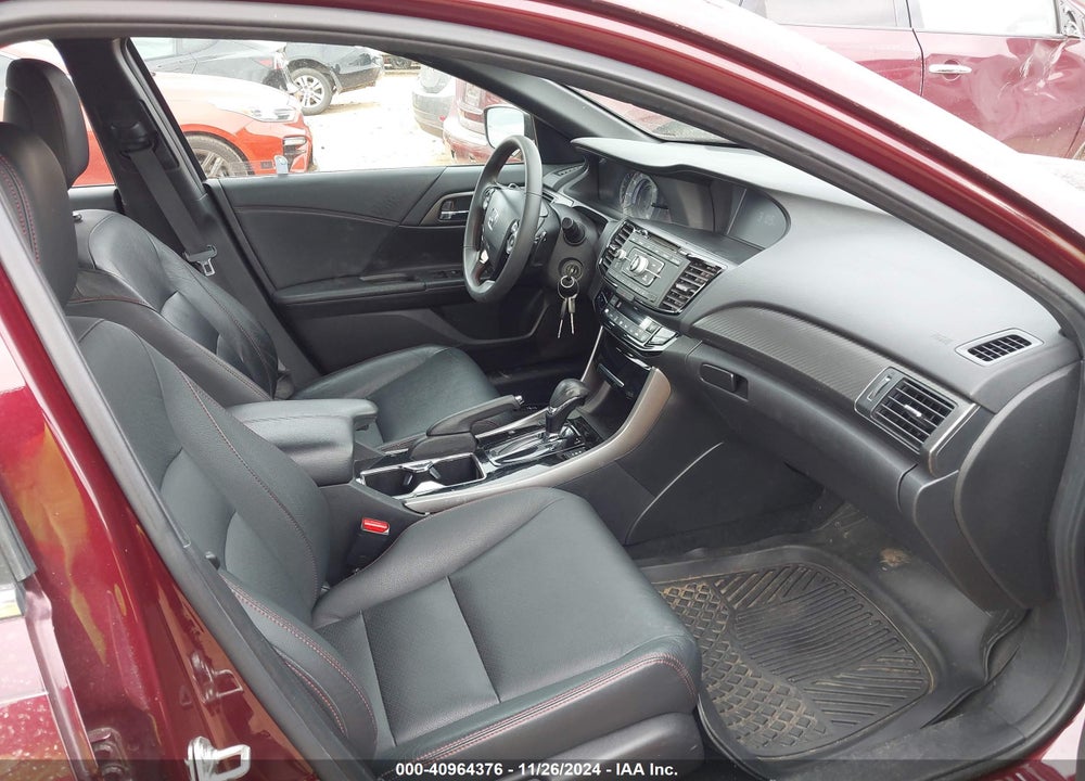 2017 HONDA ACCORD SPORT SE VIN: 1HGCR2F17HA055762