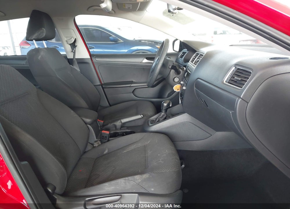 2014 VOLKSWAGEN JETTA 2.0L S VIN: 3VW2K7AJXEM433944