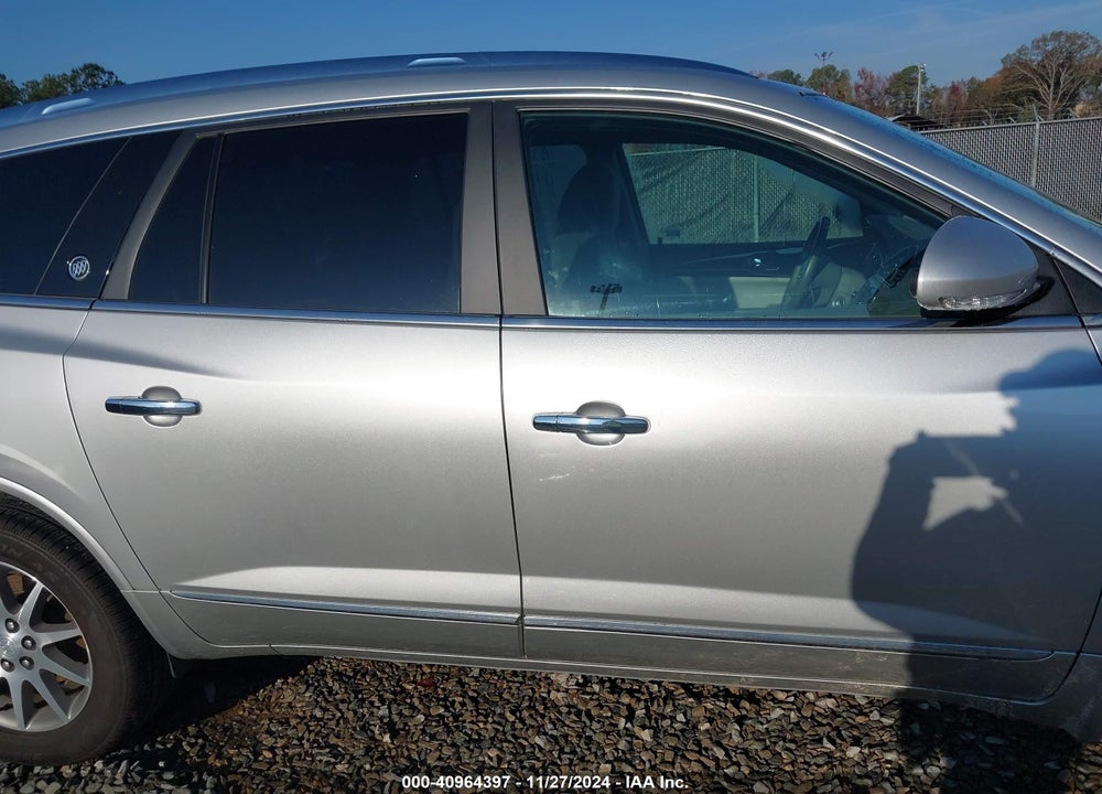 2017 BUICK ENCLAVE CONVENIENCE VIN: 5GAKRAKD6HJ149086