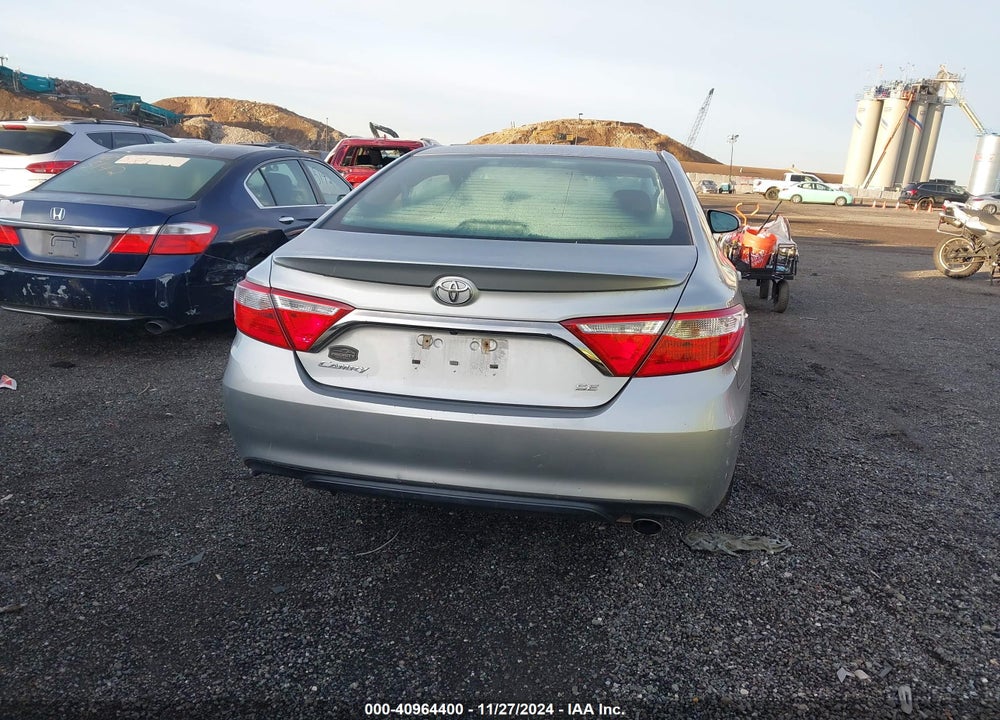 2017 TOYOTA CAMRY SE VIN: 4T1BF1FK4HU800497