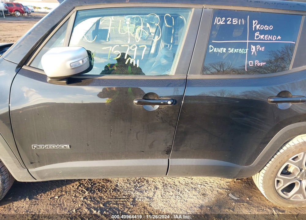 2016 JEEP RENEGADE LIMITED VIN: ZACCJADT9GPC74239