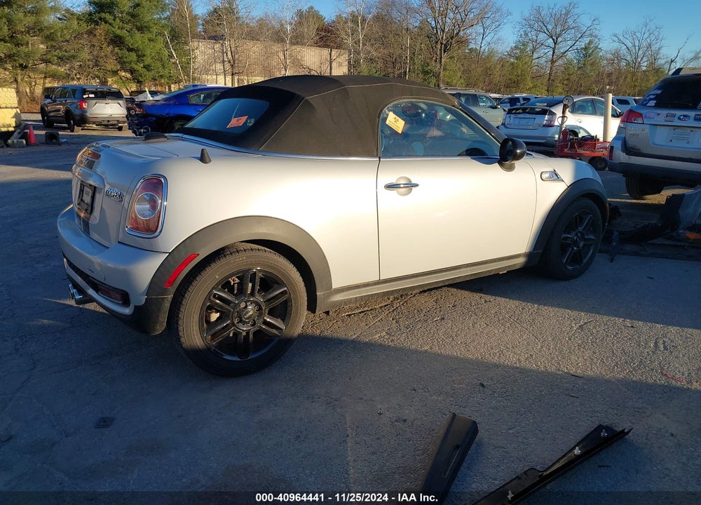 2014 MINI ROADSTER COOPER S VIN: WMWSY3C57ET566346