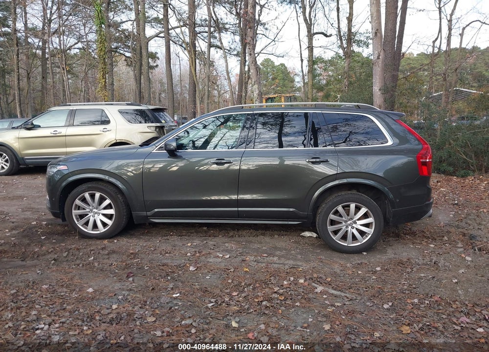 2018 VOLVO XC90 T5 MOMENTUM 5P VIN: YV4102XK1J1323067