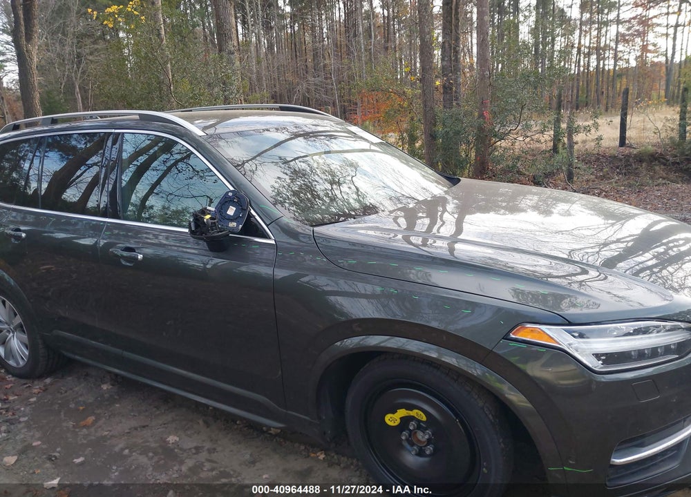 2018 VOLVO XC90 T5 MOMENTUM 5P VIN: YV4102XK1J1323067