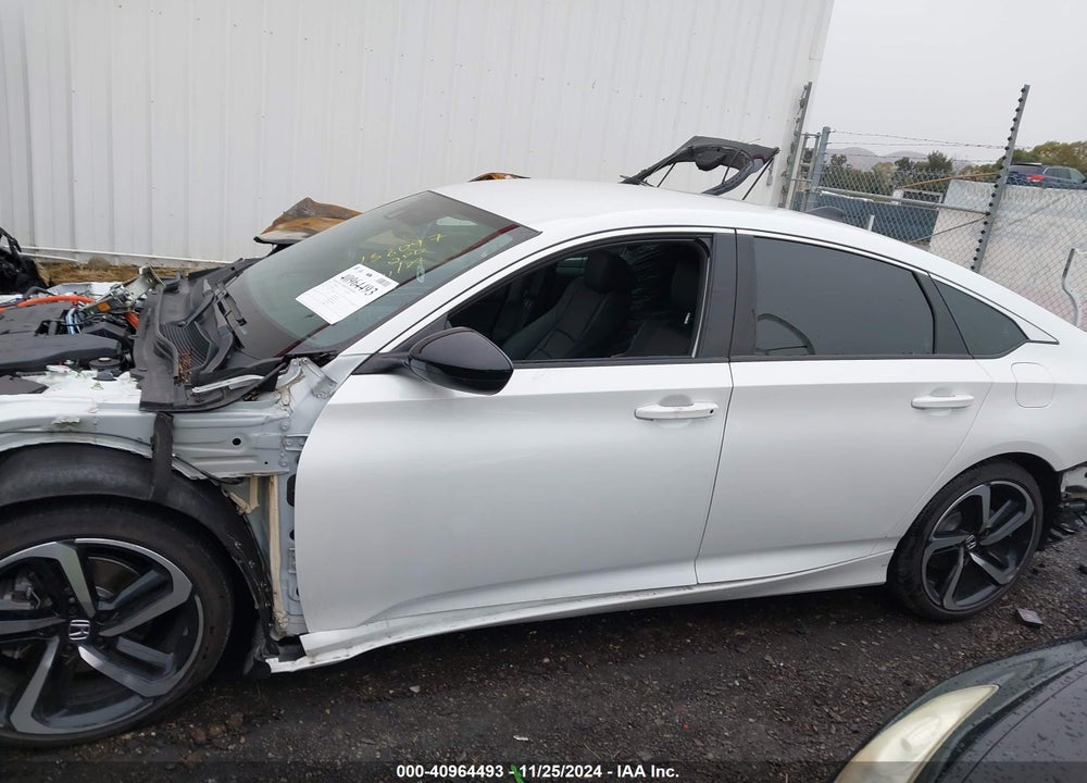 2022 HONDA ACCORD HYBRID SPORT VIN: 1HGCV3F28NA040919