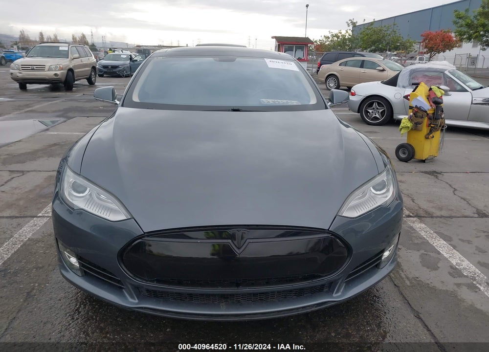2013 TESLA MODEL S VIN: 5YJSA1AG9DFP08729