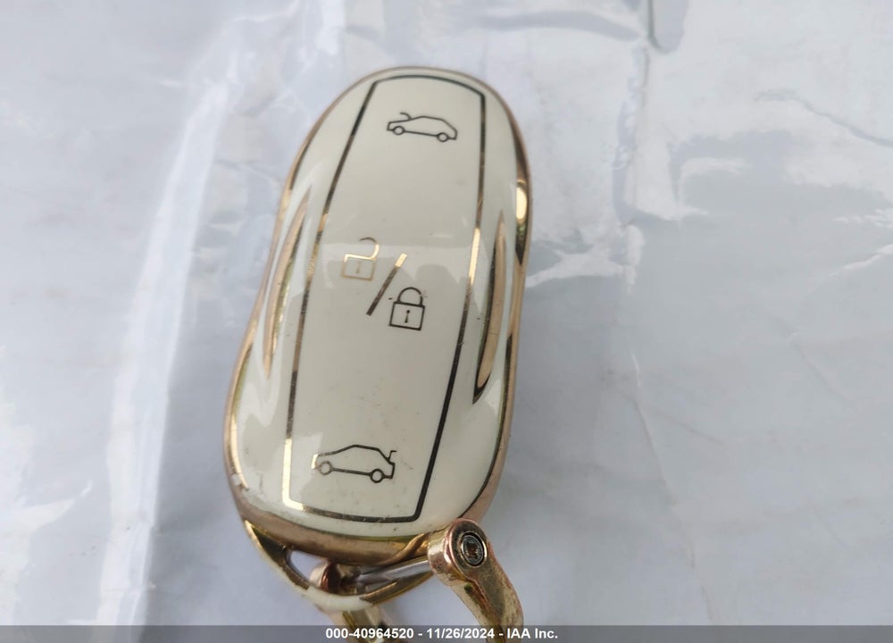2013 TESLA MODEL S VIN: 5YJSA1AG9DFP08729