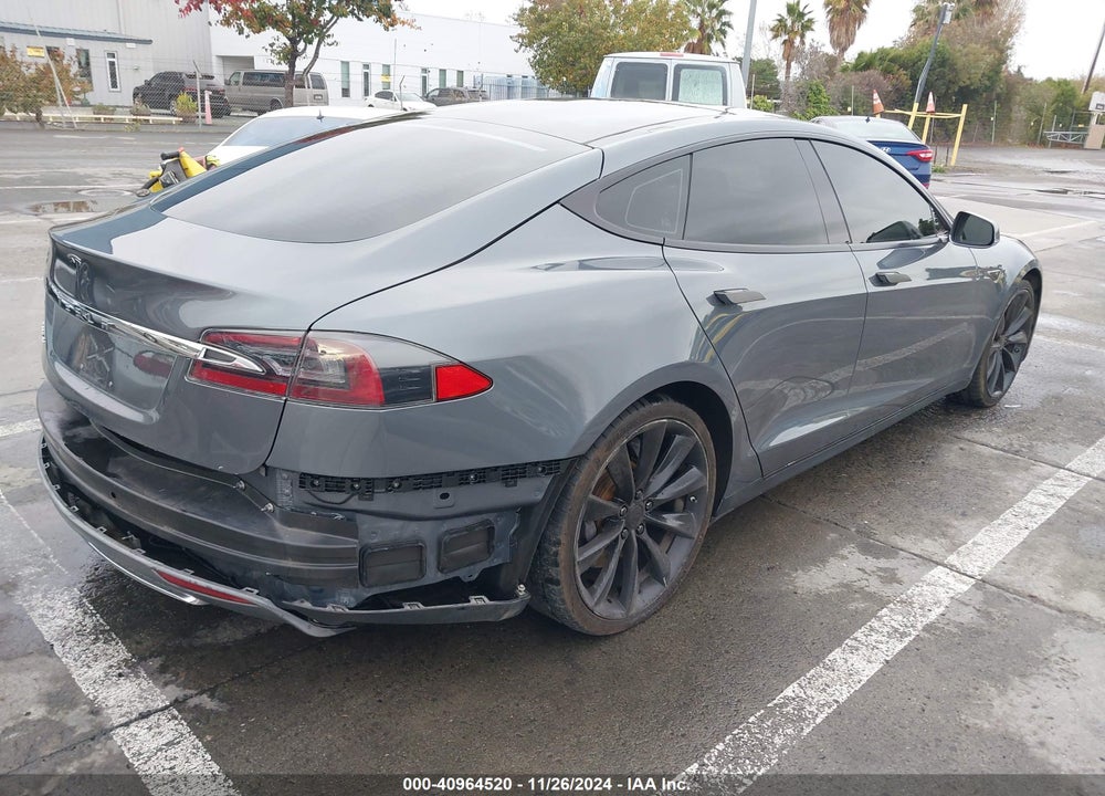 2013 TESLA MODEL S VIN: 5YJSA1AG9DFP08729