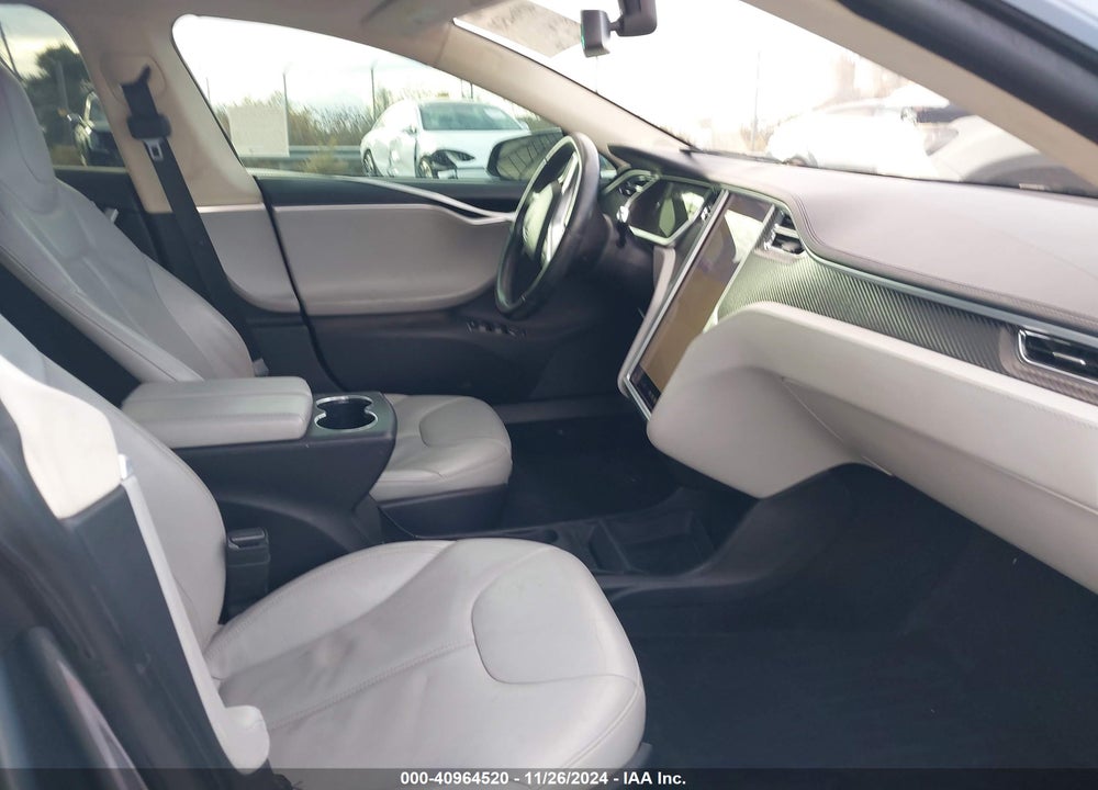 2013 TESLA MODEL S VIN: 5YJSA1AG9DFP08729
