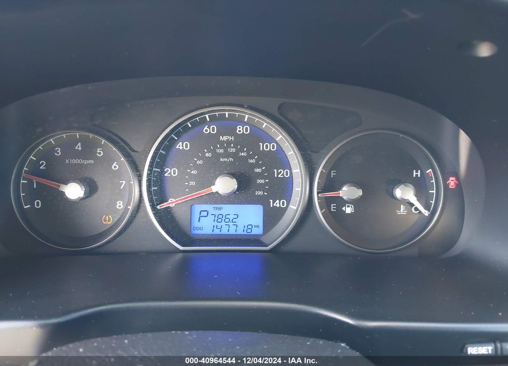 2012 HYUNDAI SANTA FE GLS VIN: 5XYZG3AB3CG101844