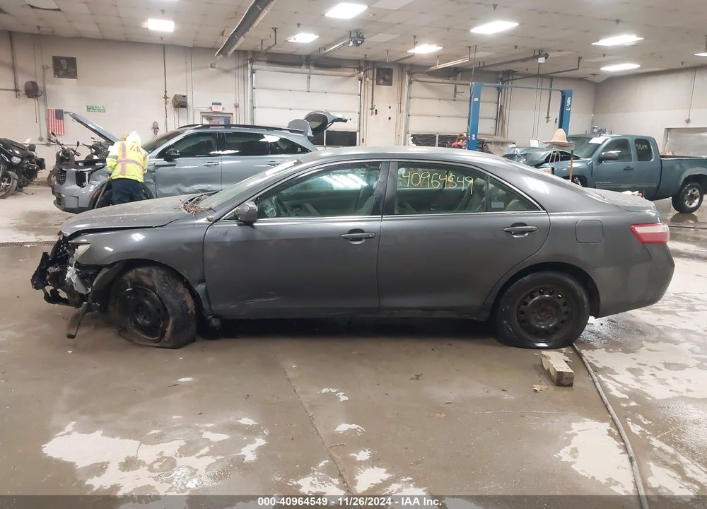 2009 TOYOTA CAMRY LE VIN: 4T4BE46K79R129273