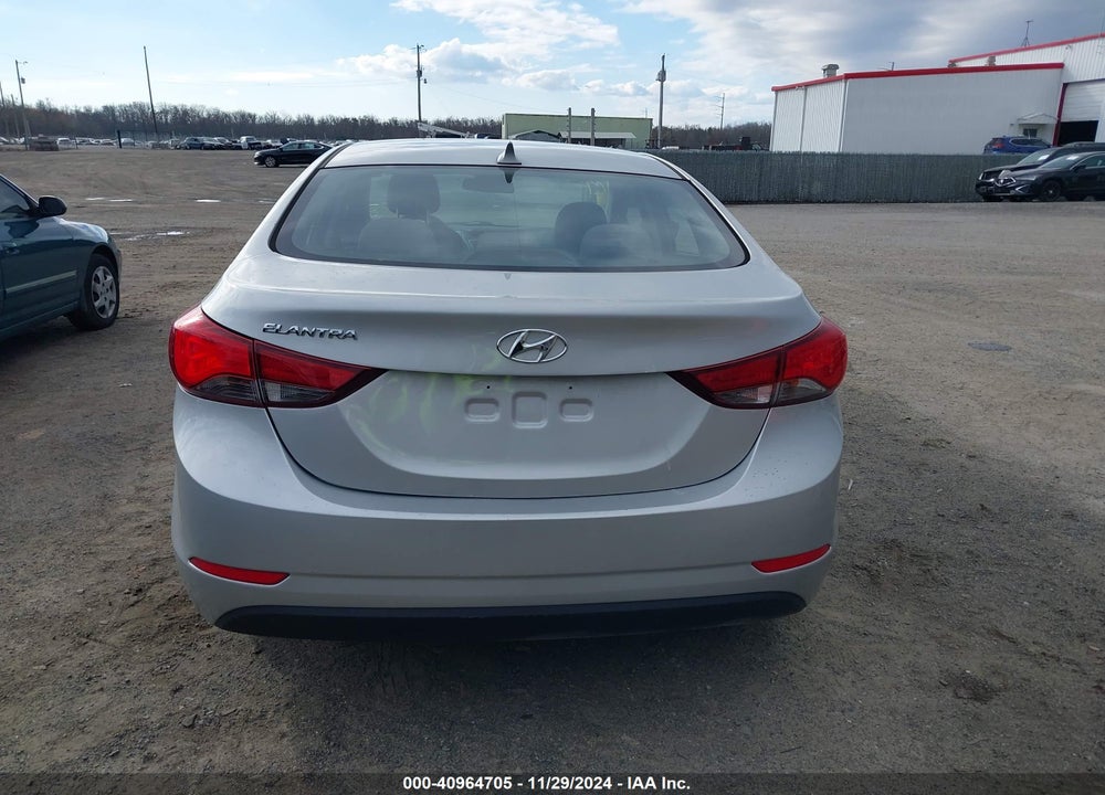 2016 HYUNDAI ELANTRA SE VIN: 5NPDH4AE7GH680570