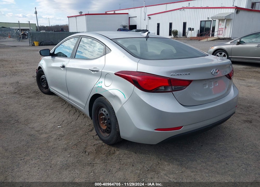 2016 HYUNDAI ELANTRA SE VIN: 5NPDH4AE7GH680570
