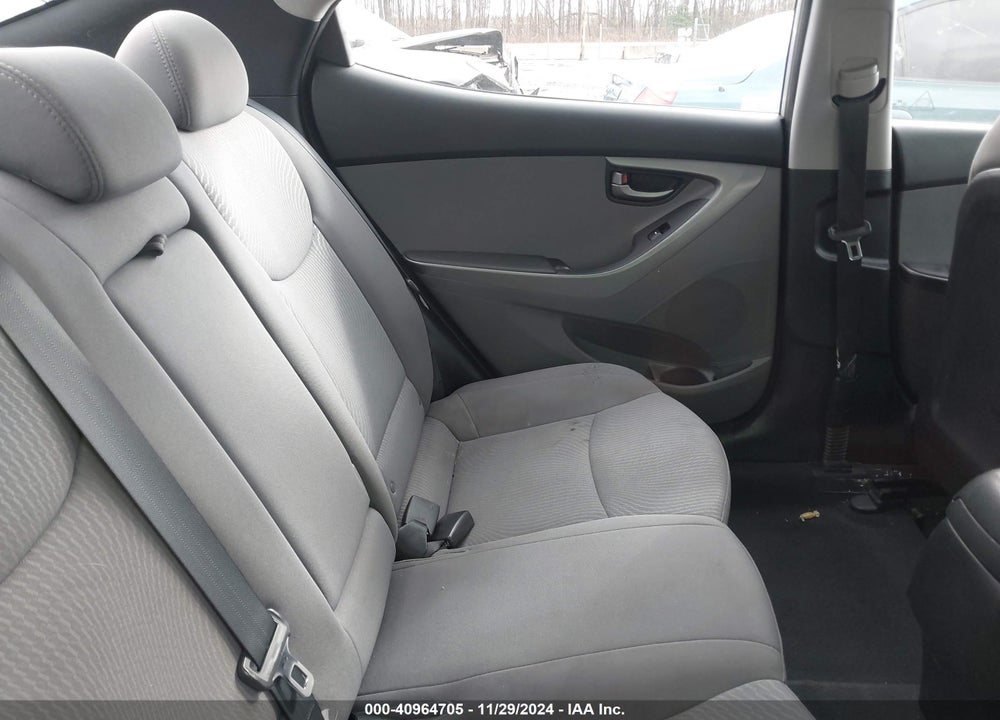 2016 HYUNDAI ELANTRA SE VIN: 5NPDH4AE7GH680570