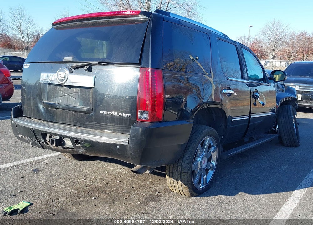 2007 CADILLAC ESCALADE STANDARD VIN: 1GYFK63877R401649