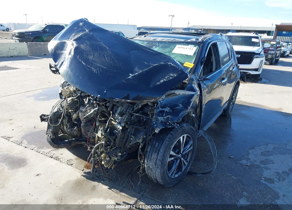 2017 NISSAN ROGUE SL VIN: JN8AT2MT9HW406674
