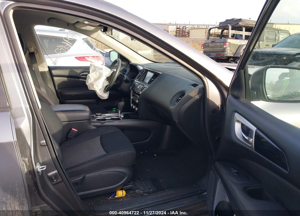 2018 NISSAN PATHFINDER VIN: 5N1DR2MM7JC626401