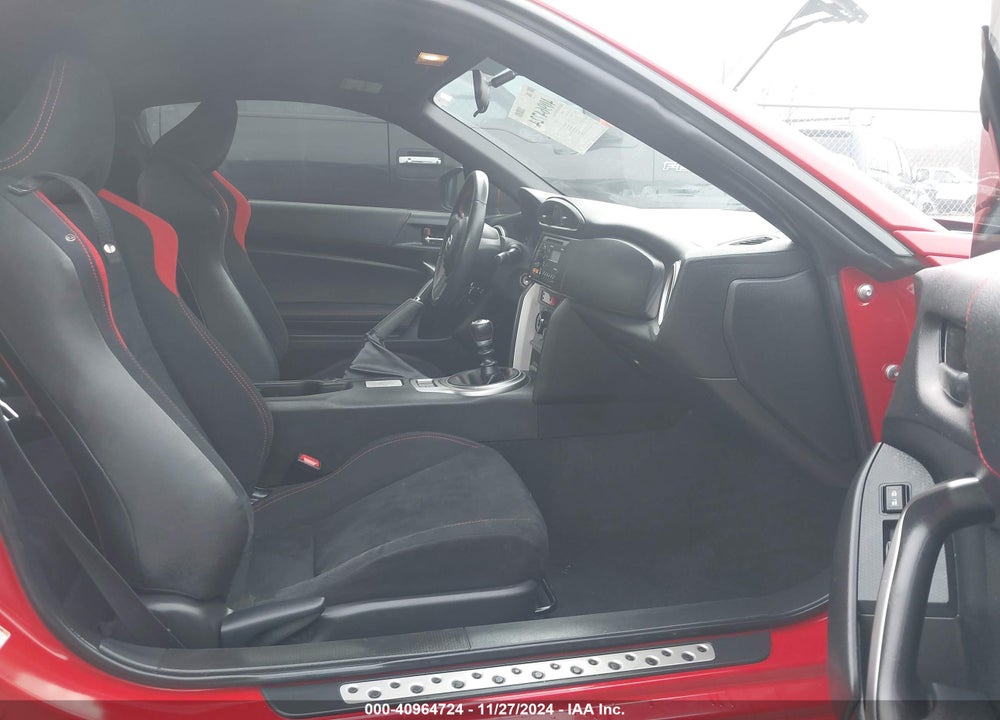 2013 SCION FR-S VIN: JF1ZNAA18D1715572