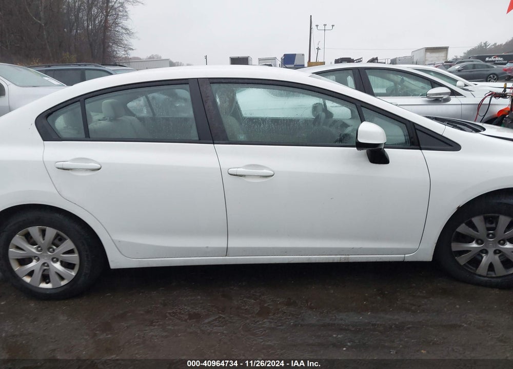 2012 HONDA CIVIC LX VIN: 2HGFB2F52CH558274