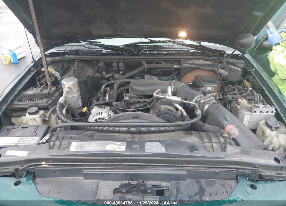 1996 GMC SONOMA VIN: 1GTCS19X1TK505454