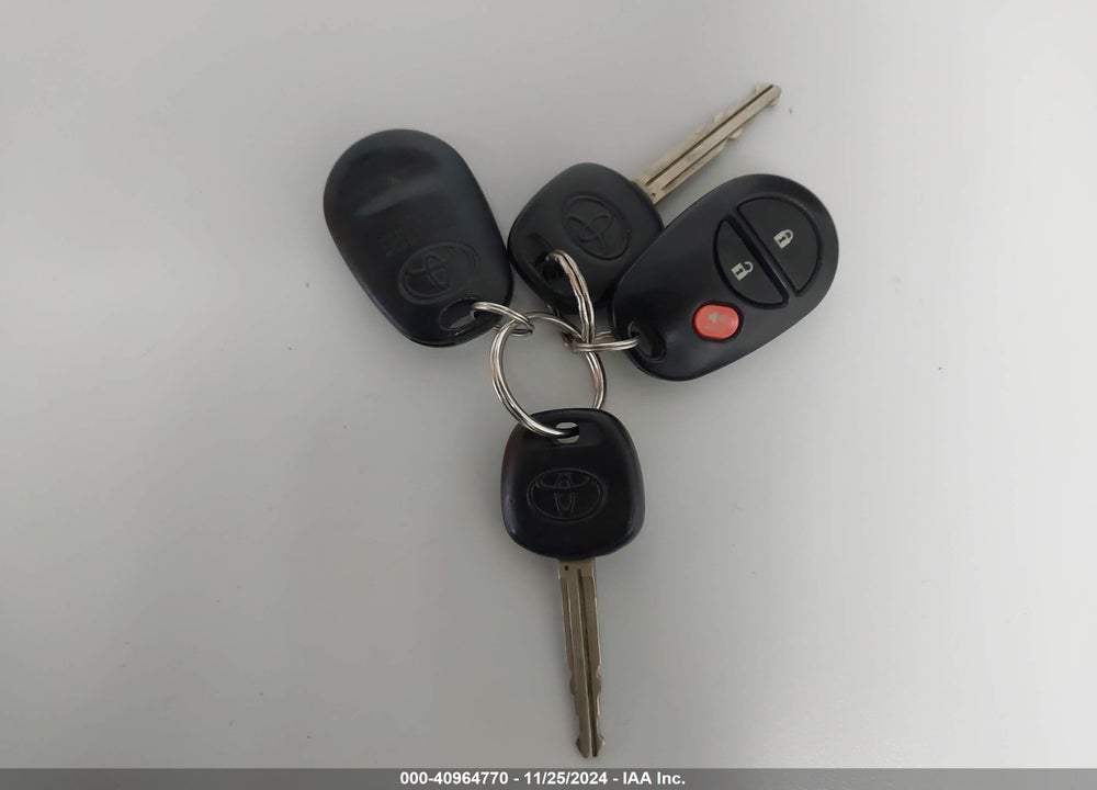 2007 TOYOTA SIENNA LE VIN: 5TDZK23C37S026828