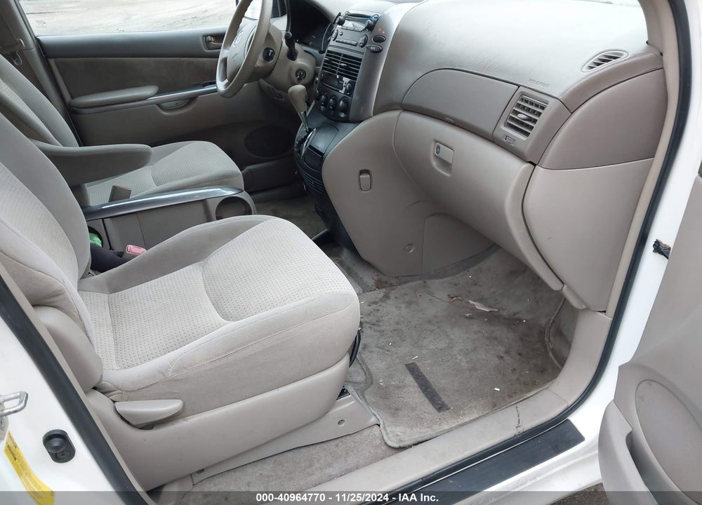 2007 TOYOTA SIENNA LE VIN: 5TDZK23C37S026828