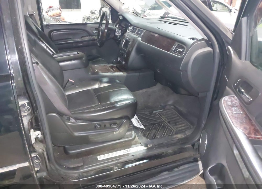 2007 GMC YUKON XL 1500 DENALI VIN: 1GKFK66827J248473