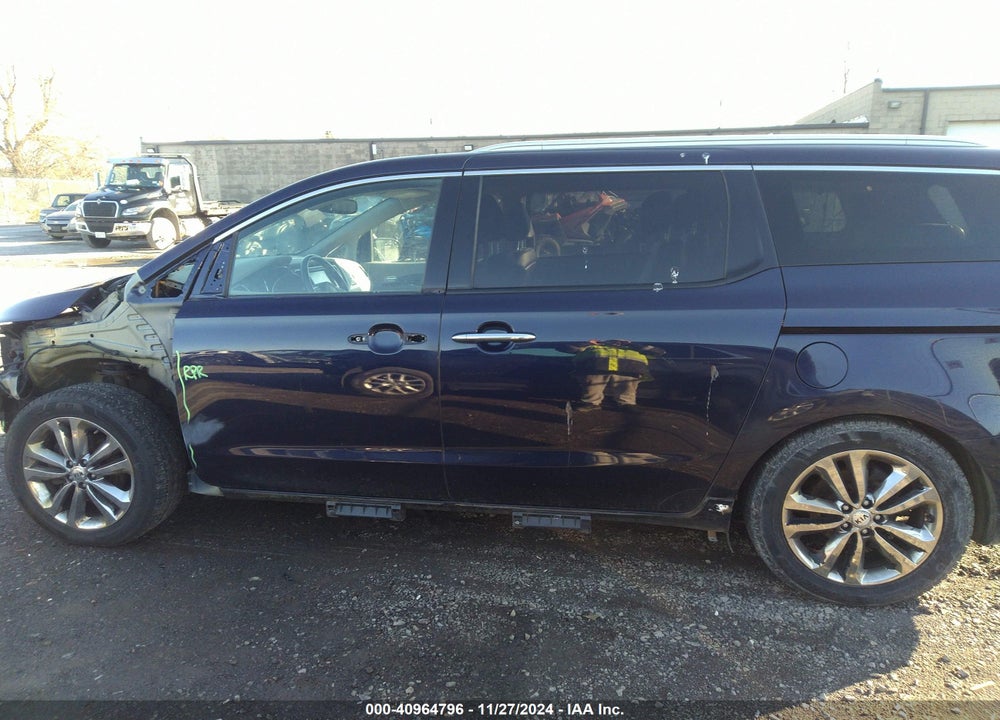 2018 KIA SEDONA SX LIMITED VIN: KNDME5C19J6363951