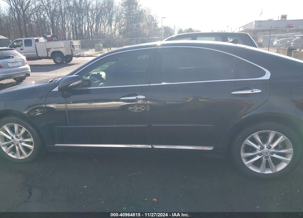 2010 LEXUS ES 350 VIN: JTHBK1EG5A2412837