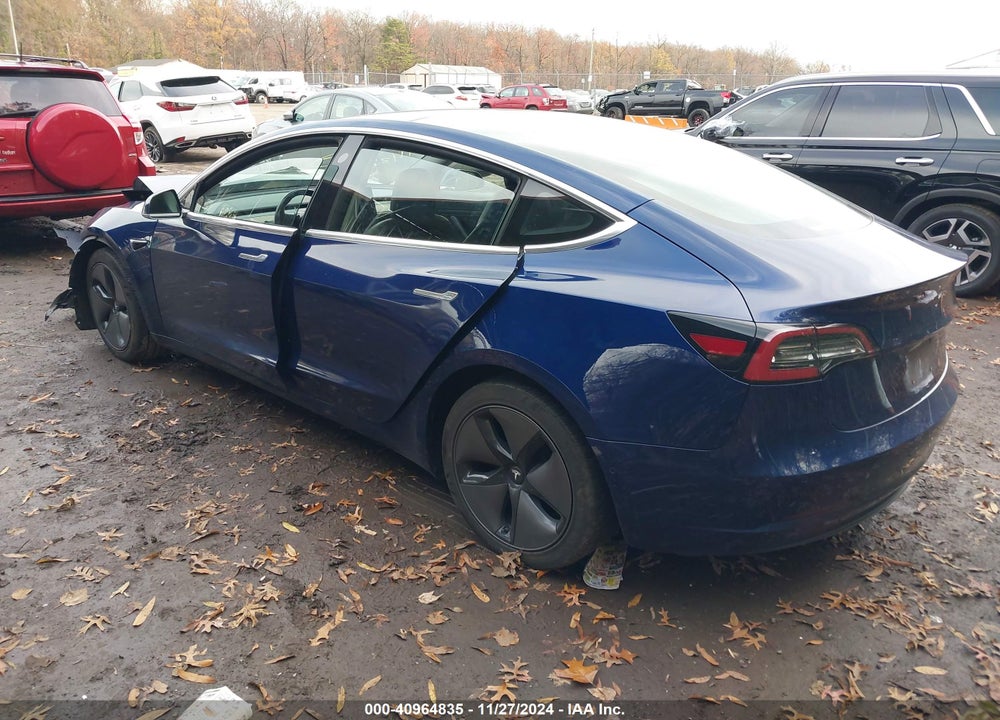 2018 TESLA MODEL 3 VIN: 5YJ3E1EA1JF102500