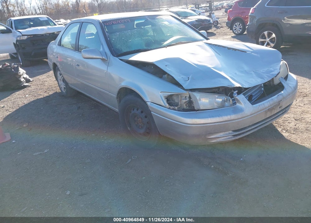 2000 TOYOTA CAMRY LE VIN: 4T1BG22K7YU644707