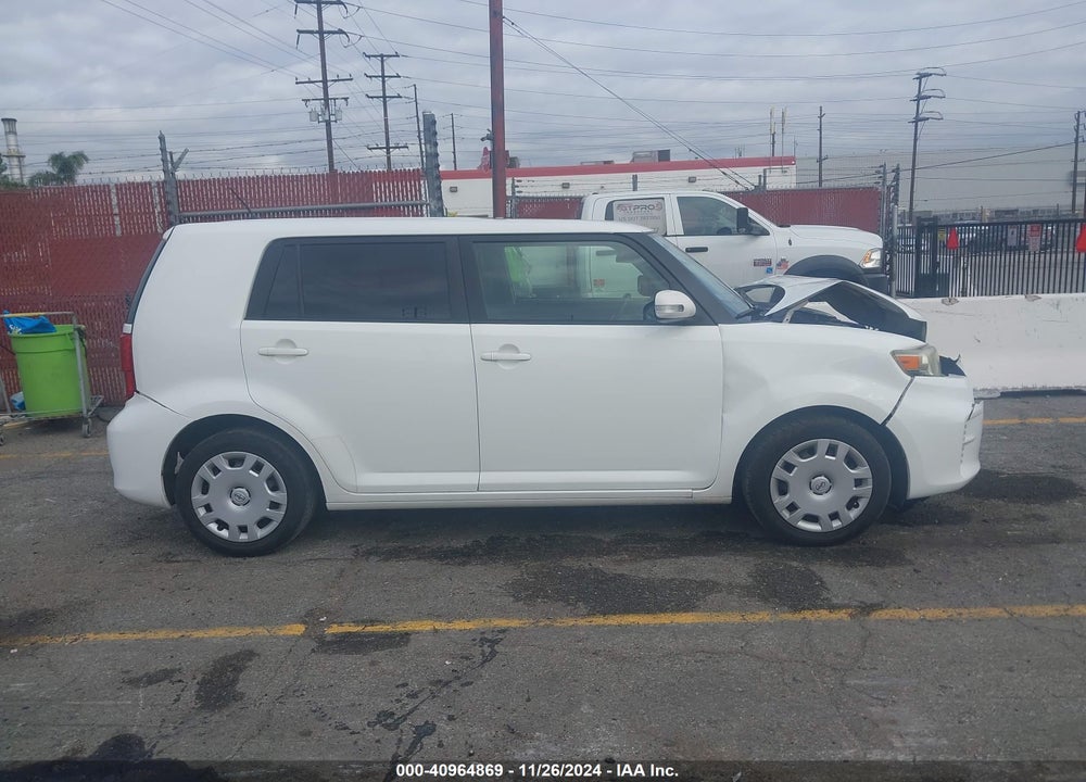 2014 SCION XB VIN: JTLZE4FE6EJ049051