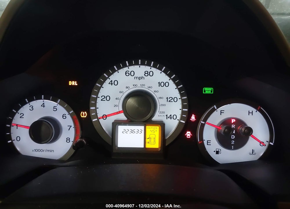 2011 HONDA PILOT EX VIN: 5FNYF4H40BB097088