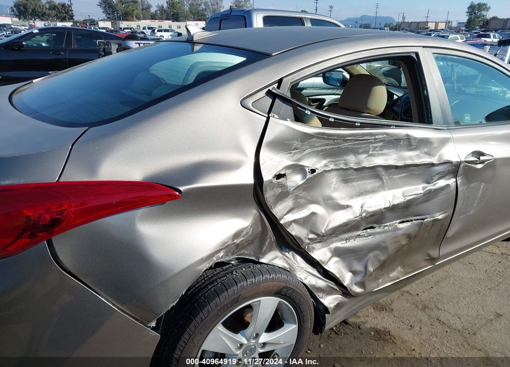 2013 HYUNDAI ELANTRA GLS VIN: 5NPDH4AEXDH423897
