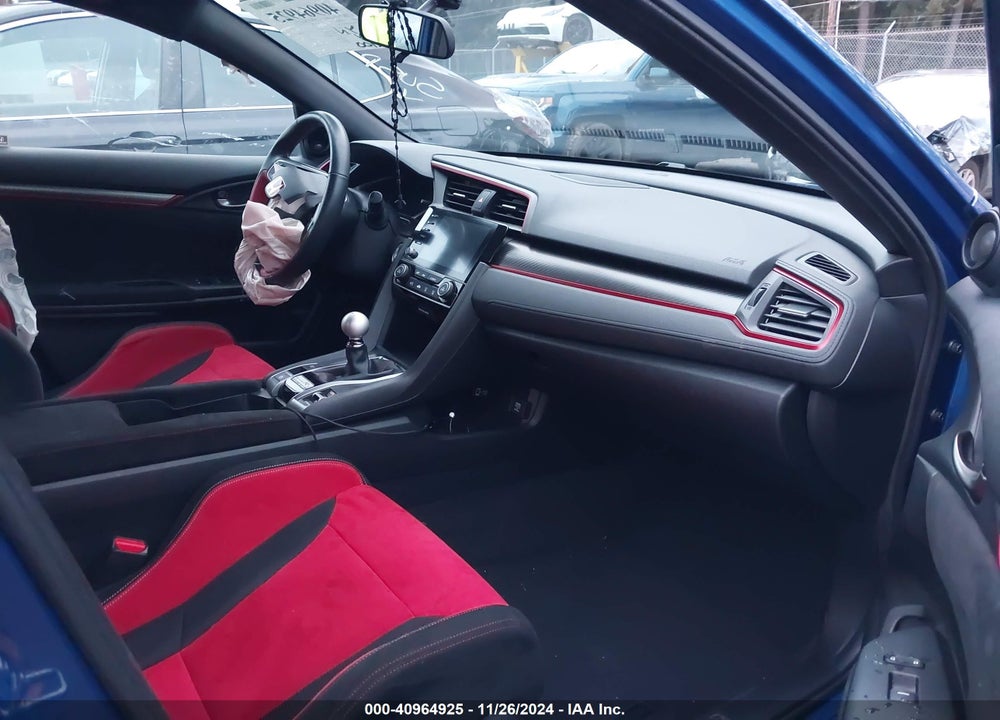 2019 HONDA CIVIC TYPE-R TOURING VIN: SHHFK8G79KU204286