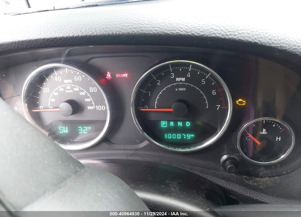2015 JEEP WRANGLER UNLIMITED SAHARA VIN: 1C4BJWEG9FL516511