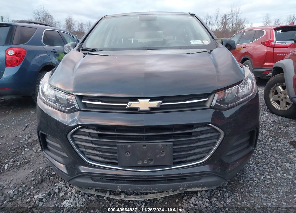 2018 CHEVROLET TRAX LS VIN: 3GNCJKSB8JL263773