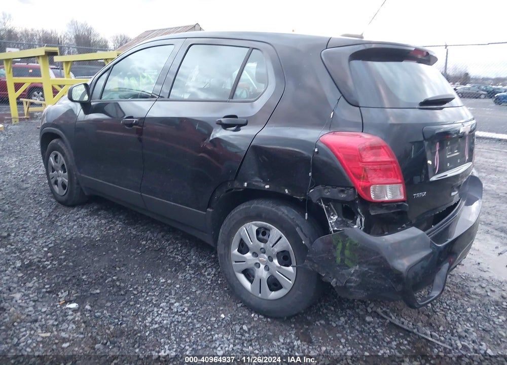 2018 CHEVROLET TRAX LS VIN: 3GNCJKSB8JL263773
