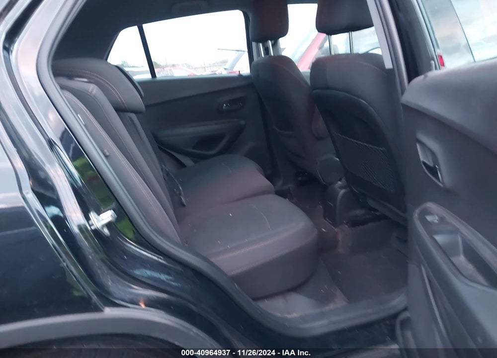 2018 CHEVROLET TRAX LS VIN: 3GNCJKSB8JL263773