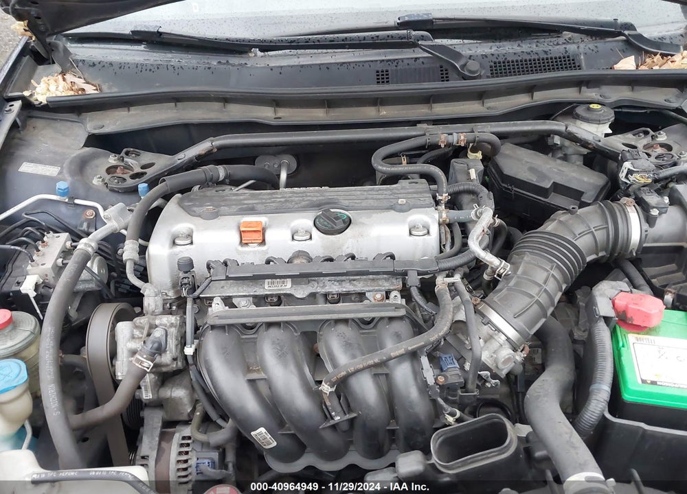 2010 HONDA ACCORD 2.4 EX-L VIN: 1HGCP2F82AA172819