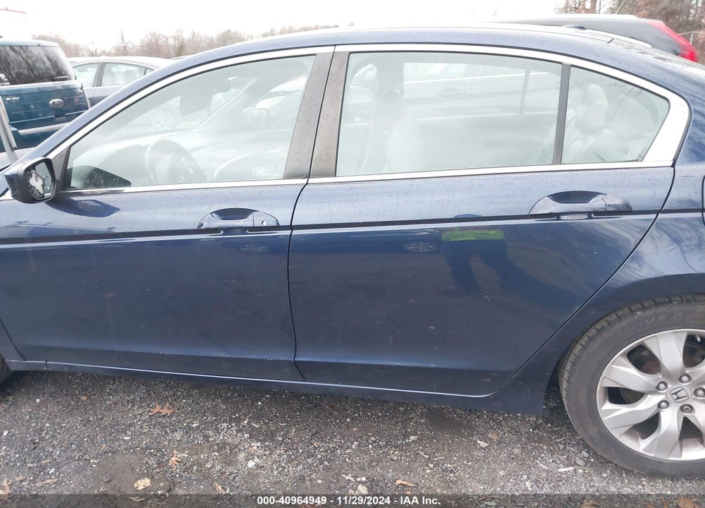 2010 HONDA ACCORD 2.4 EX-L VIN: 1HGCP2F82AA172819