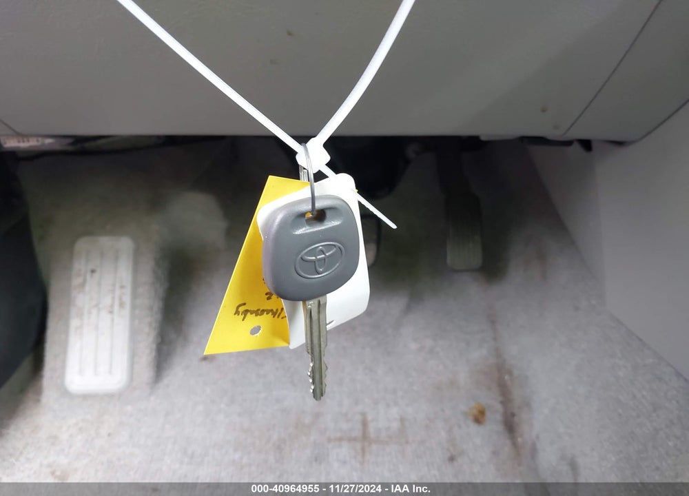 2012 TOYOTA RAV4 VIN: 2T3BF4DVXCW200212
