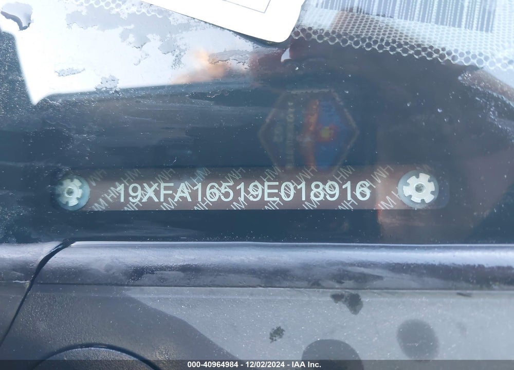 2009 HONDA CIVIC VIN: 19XFA16519E018916