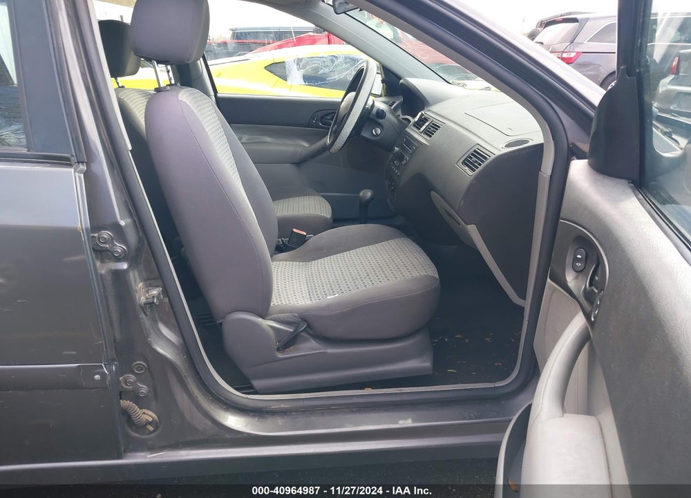 2007 FORD FOCUS S/SE/SES VIN: 1FAFP34NX7W267477