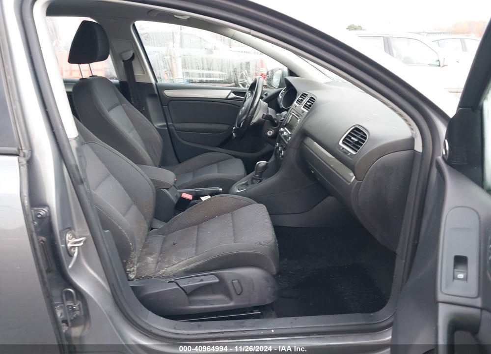 2013 VOLKSWAGEN GOLF VIN: WVWDM7AJ6DW059420