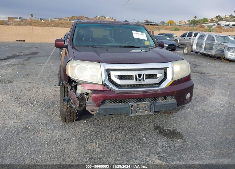 2011 HONDA PILOT EX-L VIN: 5FNYF4H52BB037290